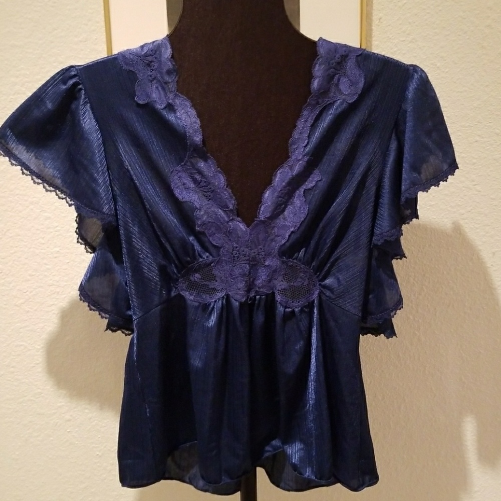 SEXY! Vintage slip top